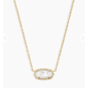 Kendra Scott necklace